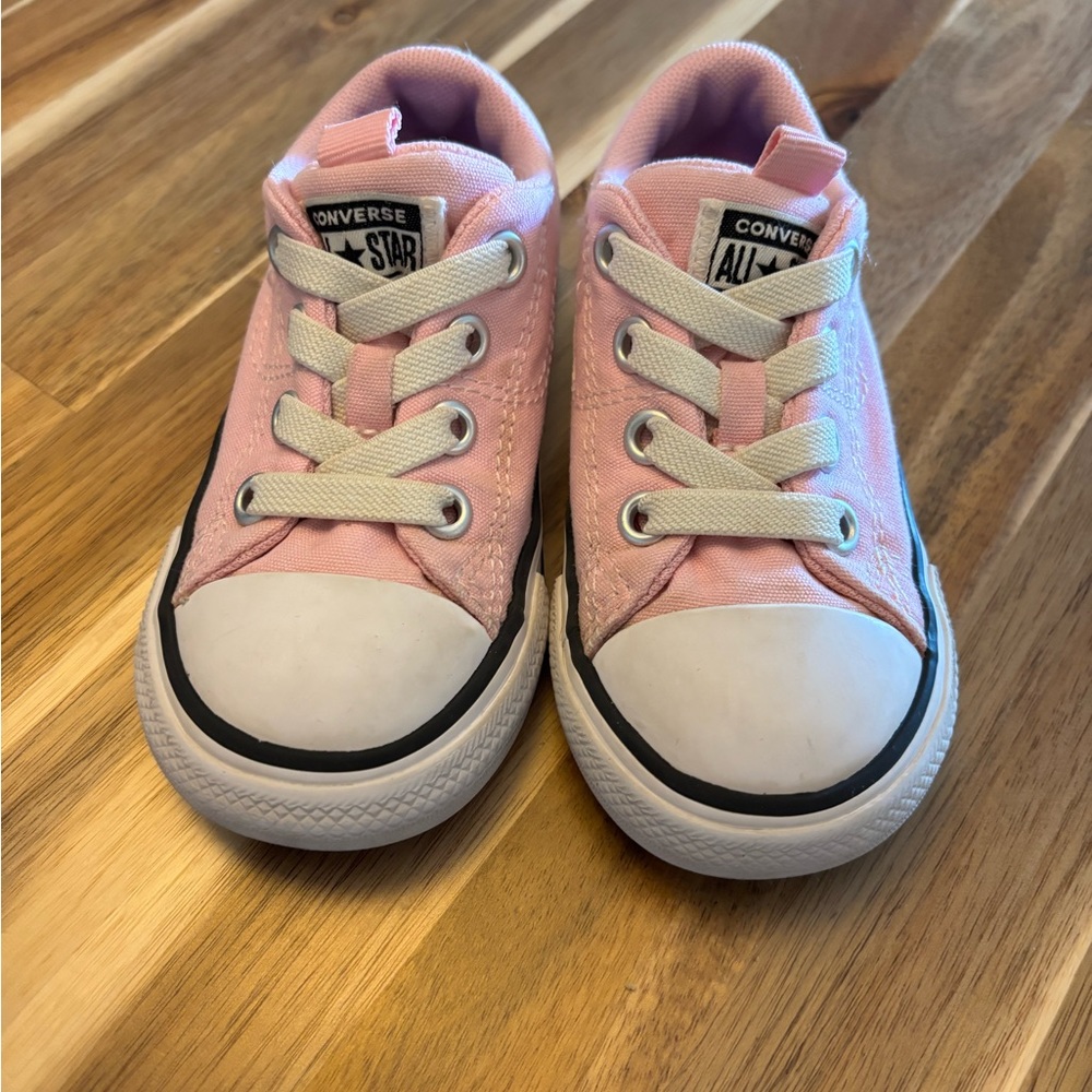Converse Toddler Girl shoes- Pink